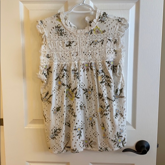 Embroidered Eyelet Too - Picture 1 of 2